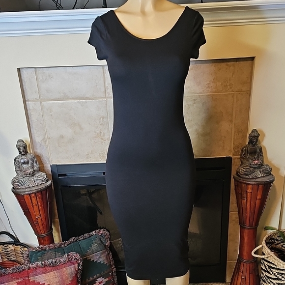 H&M Dresses & Skirts - Never Worn. H&M Basic Black Midi Dress. Size Small.